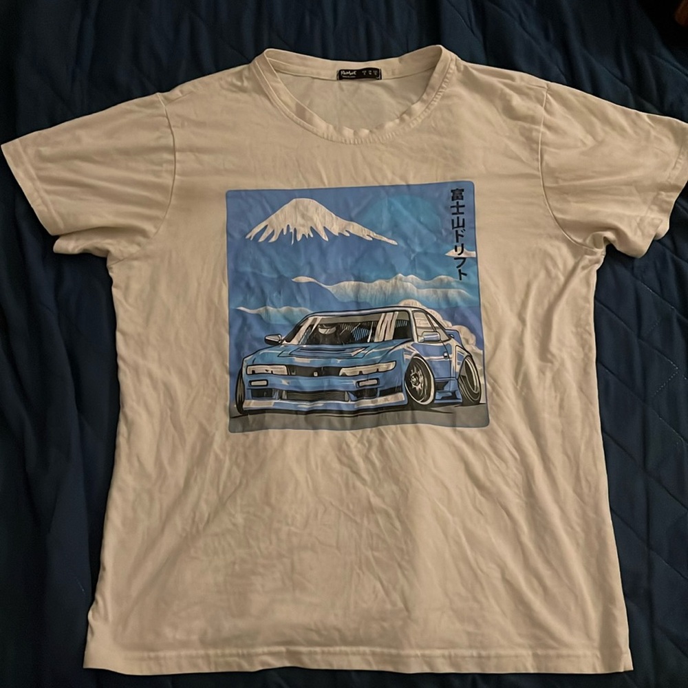 SHEIN Men’s Graphic T-Shirt